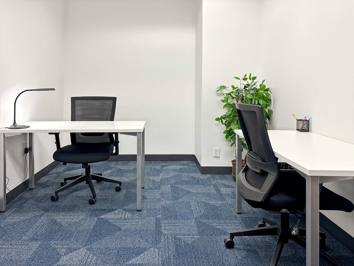 6671 Southwest Freeway photo 4