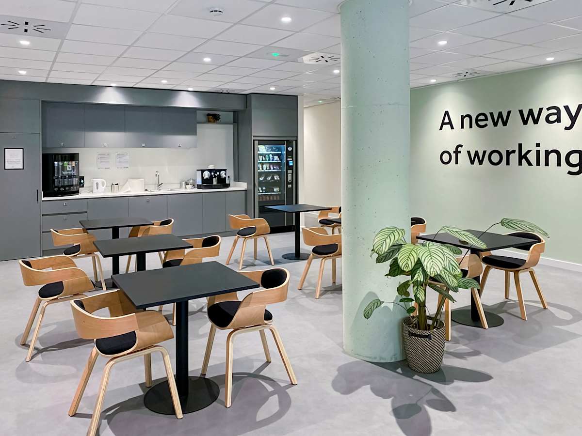 Regus - Rivas Square Garden photo 6