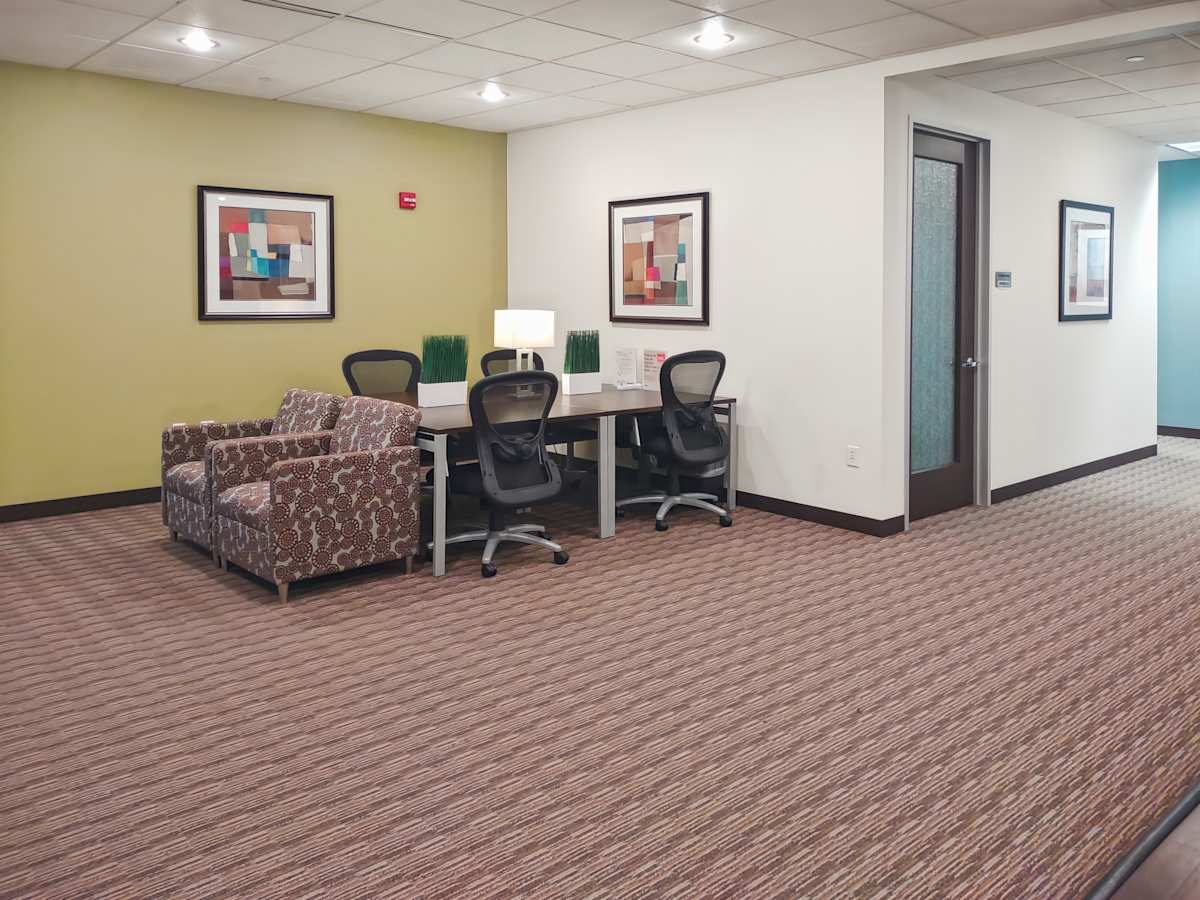 Riverwood Corporate Center I photo 4