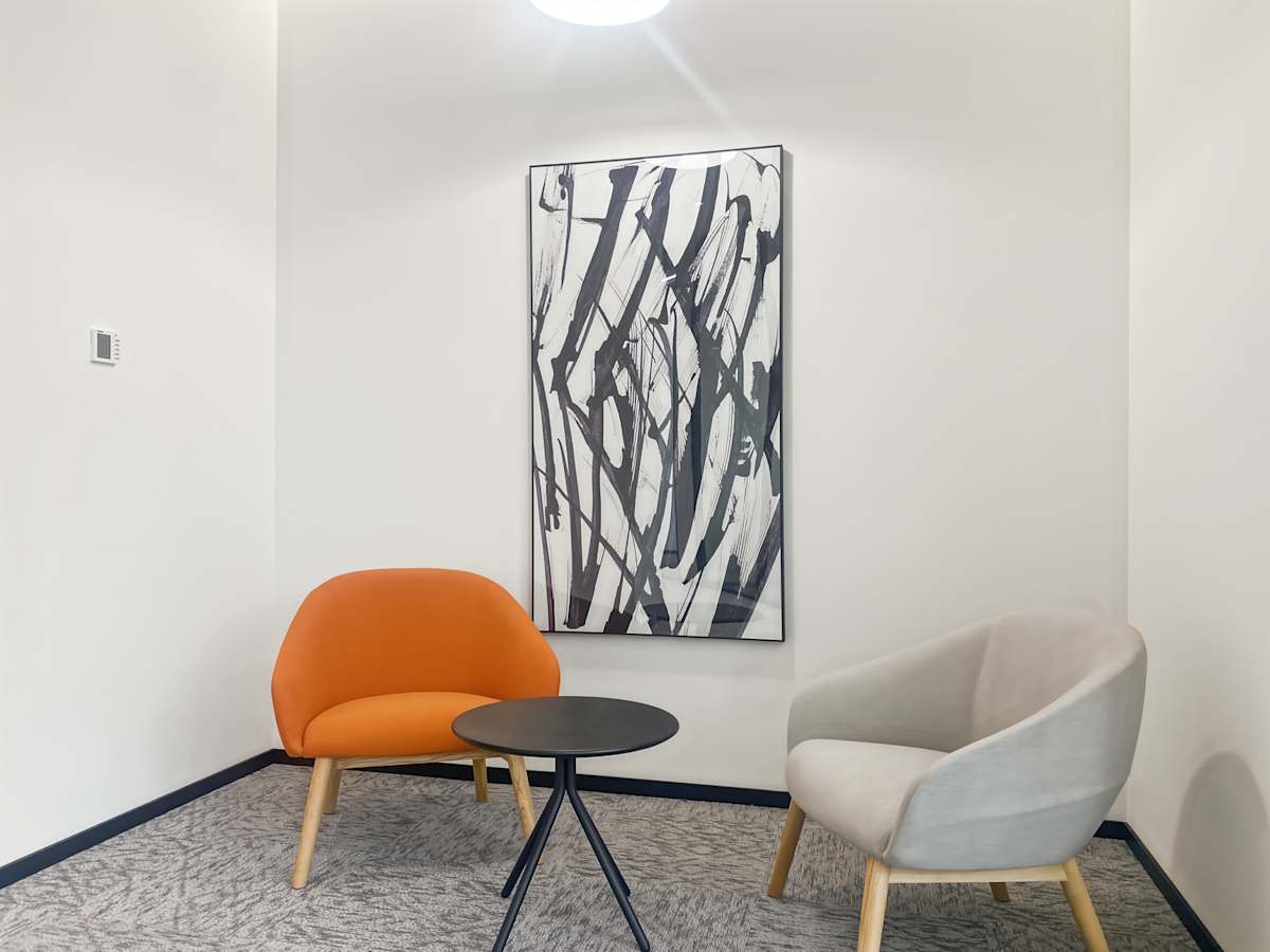 Regus - EIC photo 7