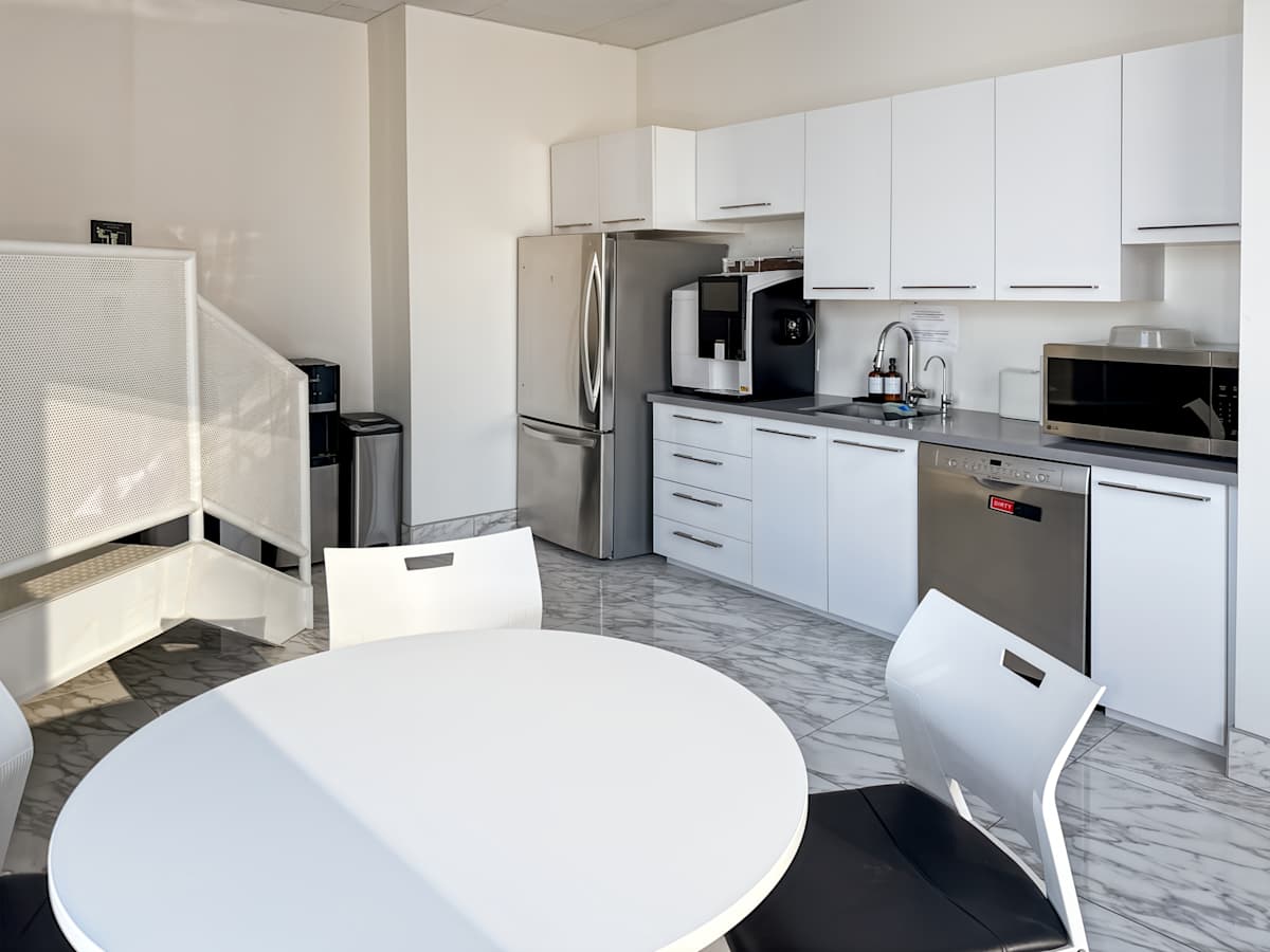 240 Saint-Jacques Street photo 6