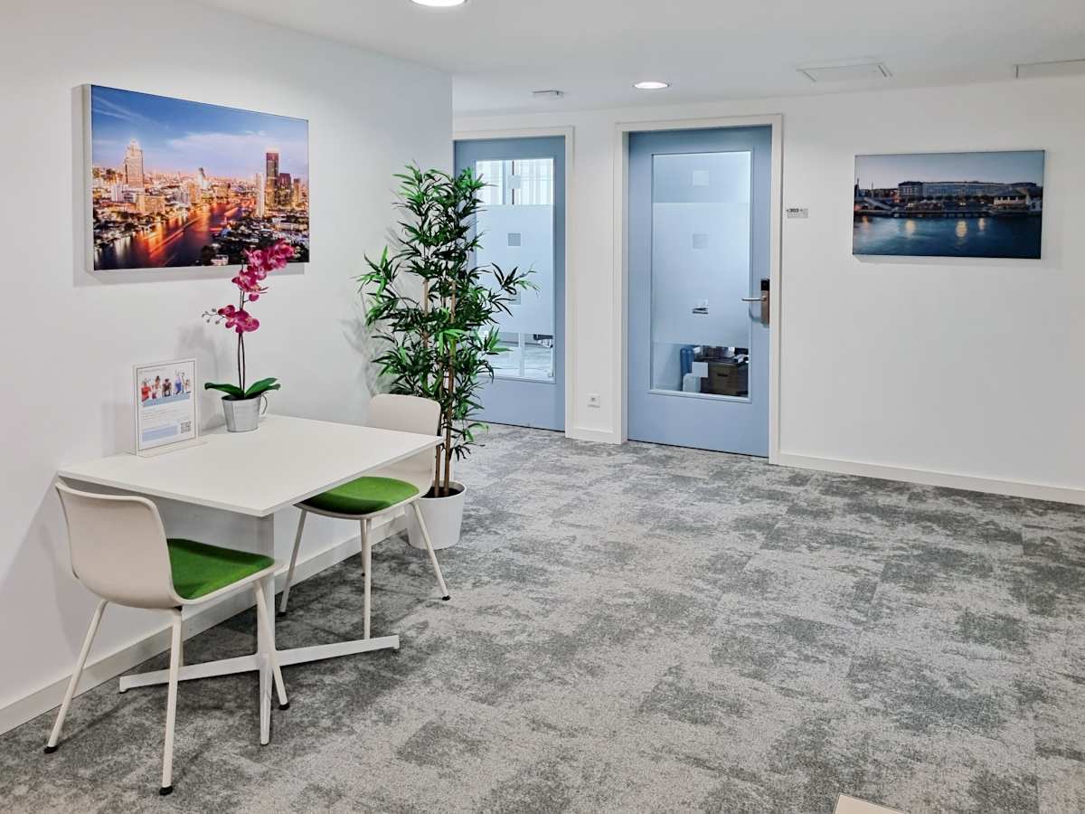 Regus - Lausanne, City Flon photo 11