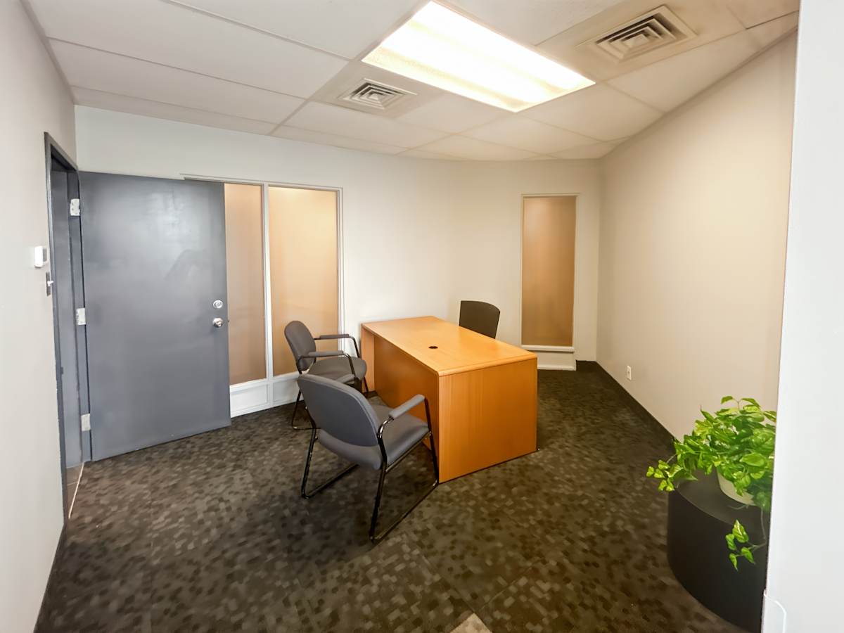 3107 Avenue des Hôtels photo 7