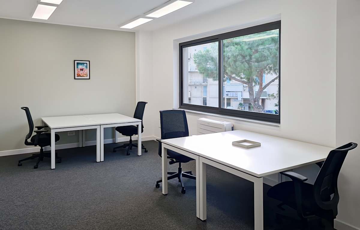 Regus - Reggio Calabria, Viale Calabria photo 4