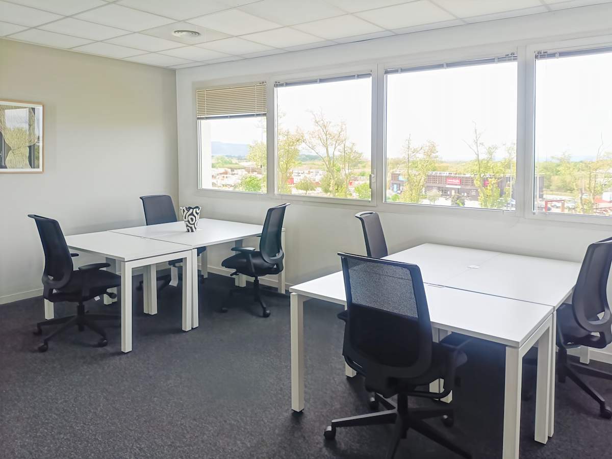 Regus Marignane Aéroport photo 4