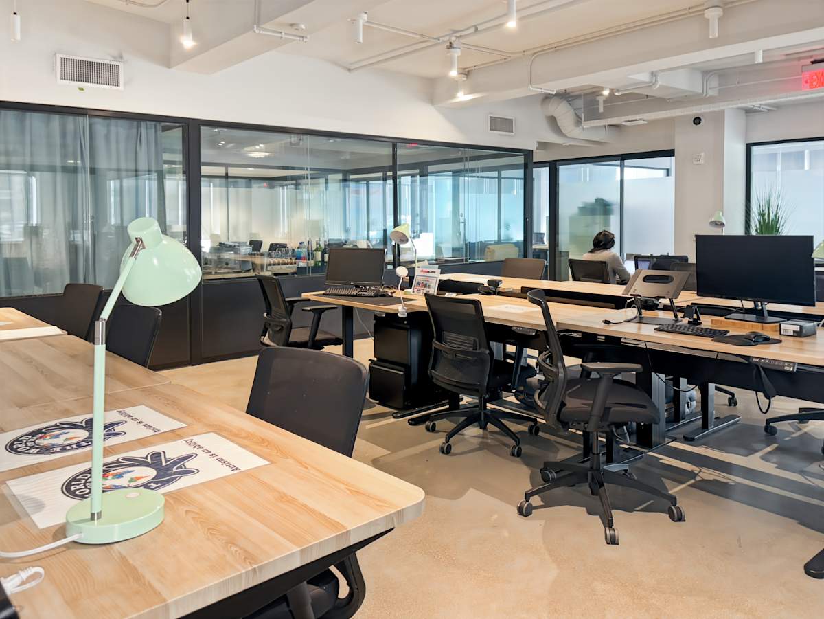 145 W Broadway photo 6