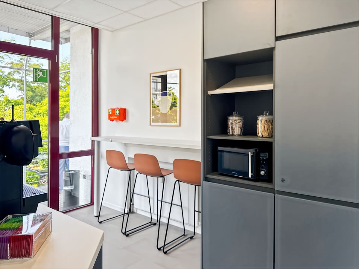 Regus Darmstadt, Roesslerstrasse photo 6