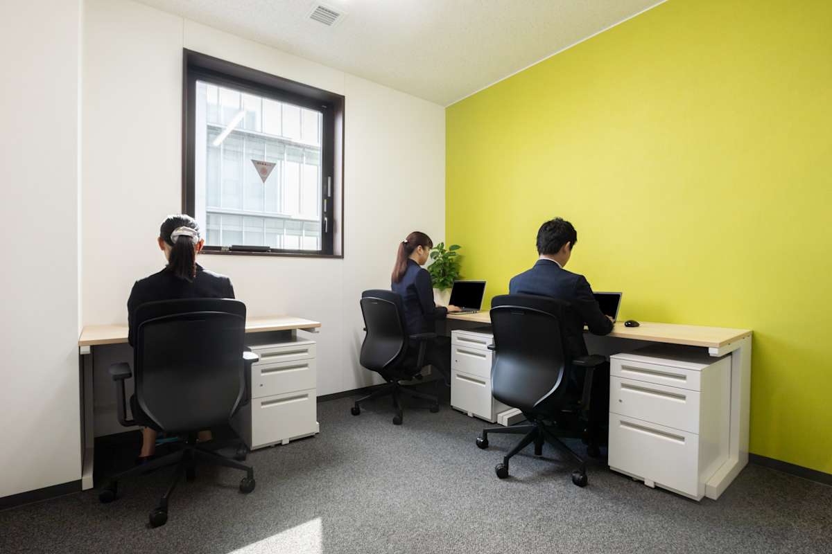 Regus - Across Cube Okayama Ekimae photo 8