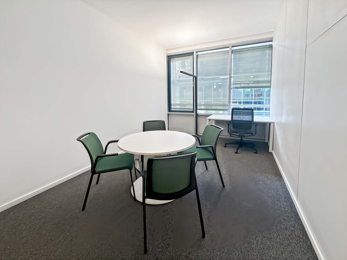 Regus - Schwetzingen, Carl-Benz-Strasse photo 9