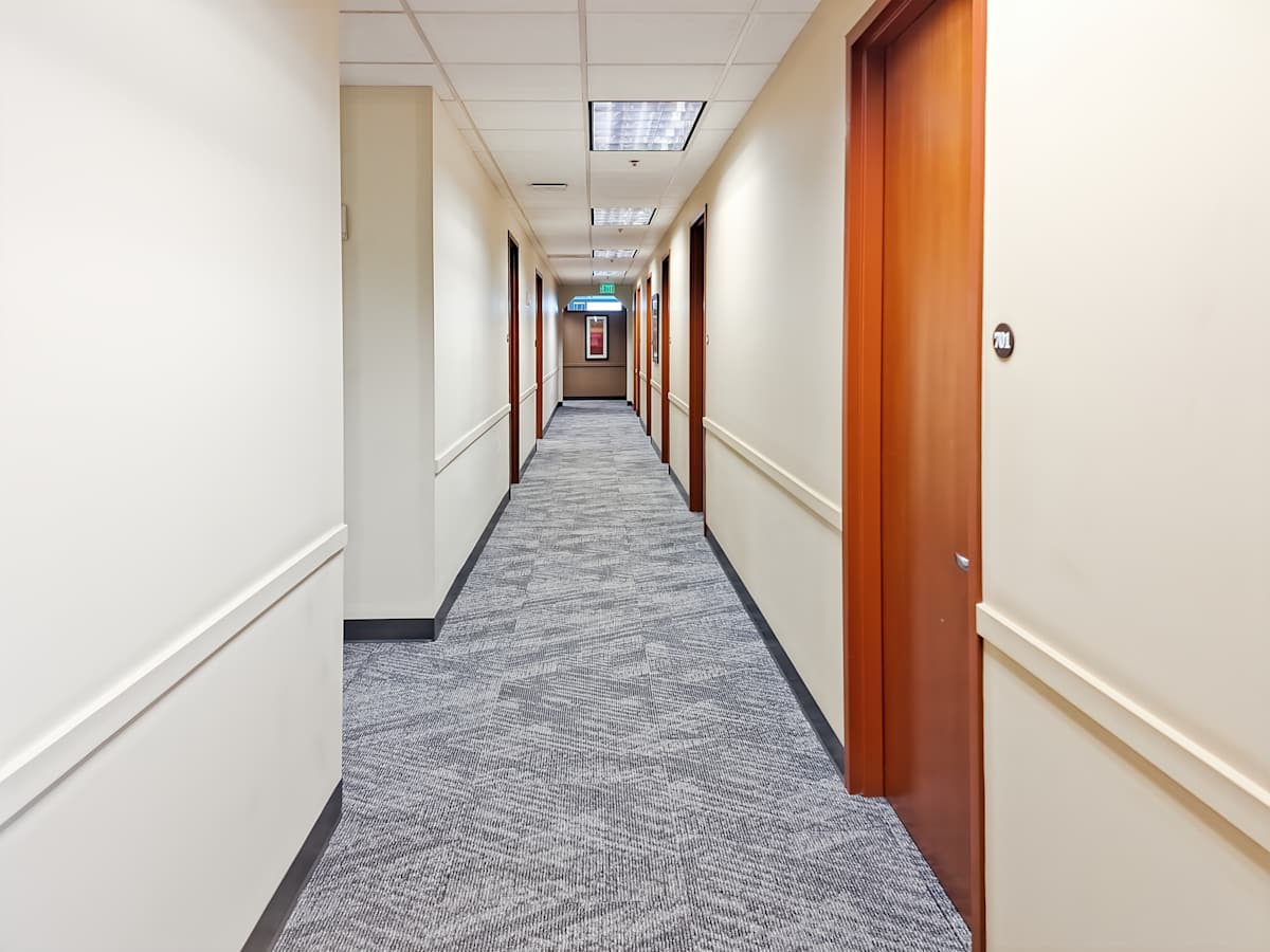 2300 Lakeview Parkway photo 4