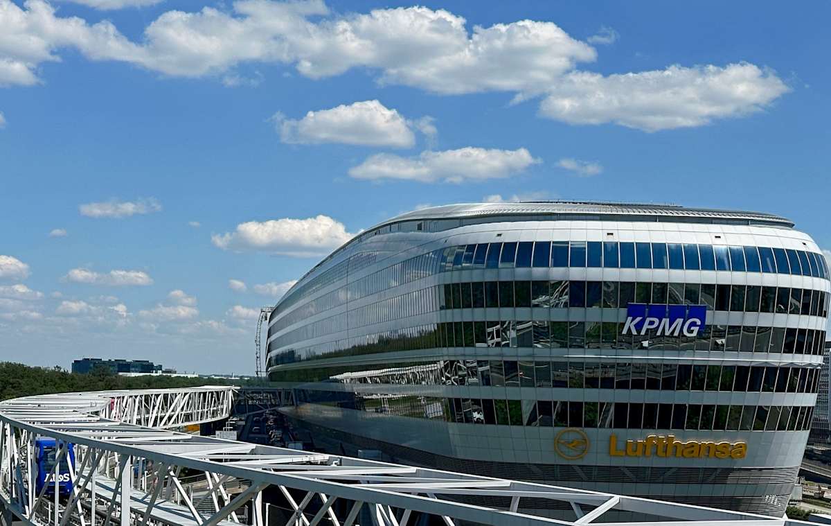 The Squaire Business Center