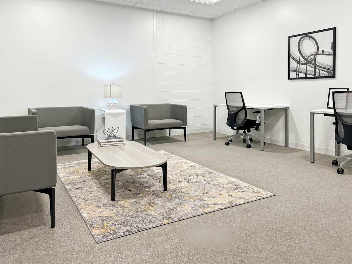 Spaces - 307 West Tremont Avenue photo 7