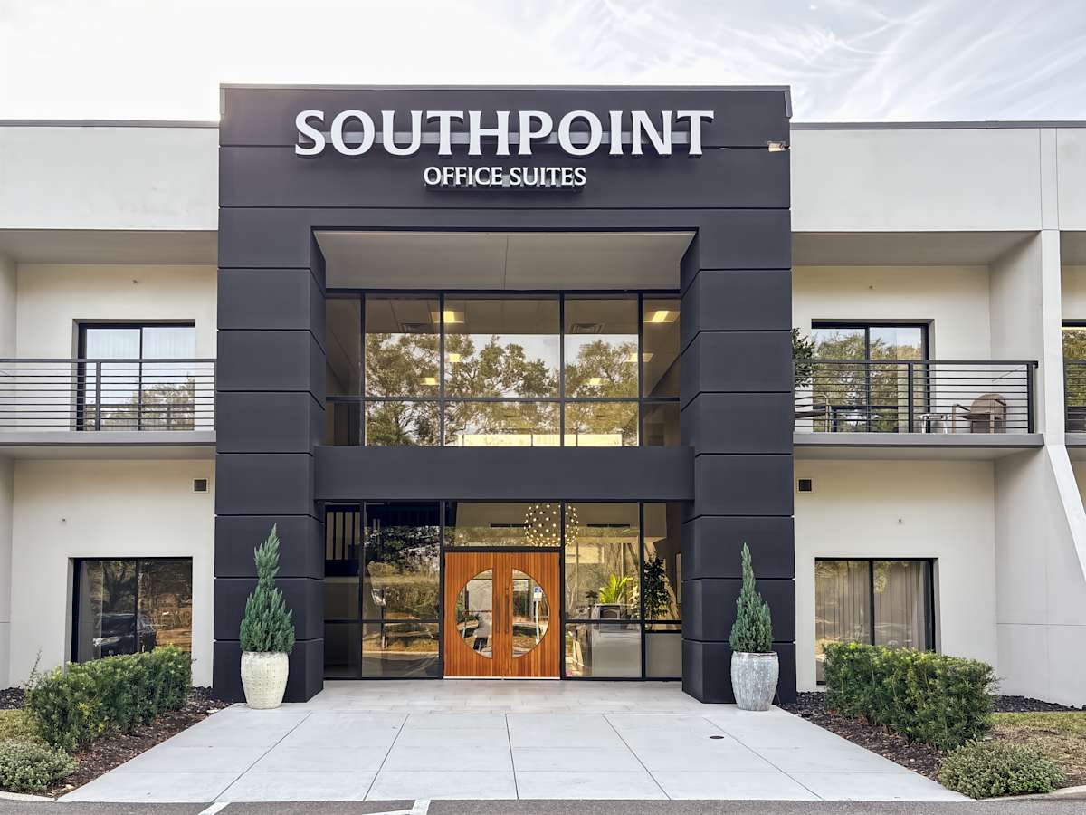 4110 Southpoint Blvd photo 1