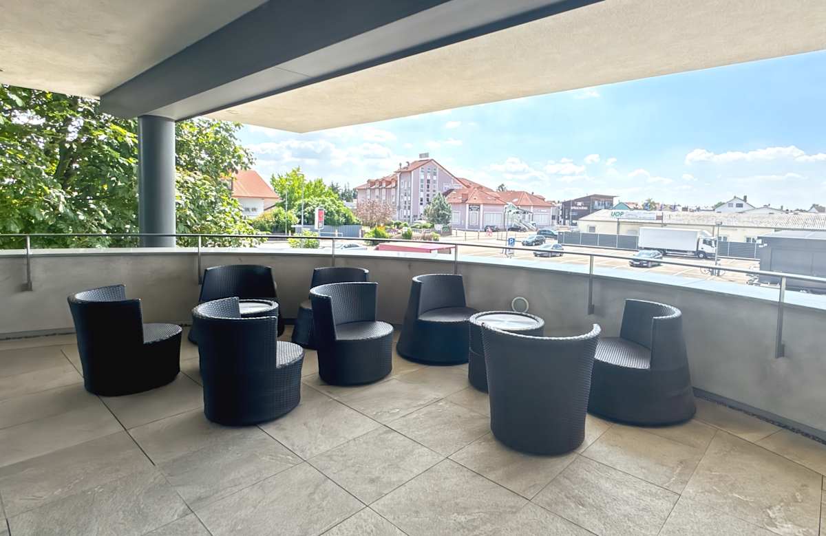 Regus - Schwetzingen, Carl-Benz-Strasse photo 11