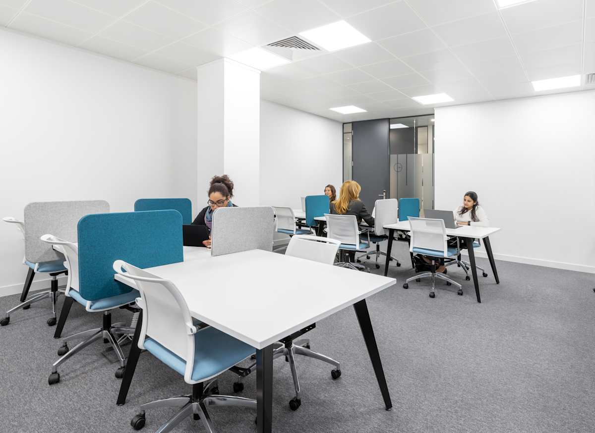 Croxley Business Park, Building 2 photo 3