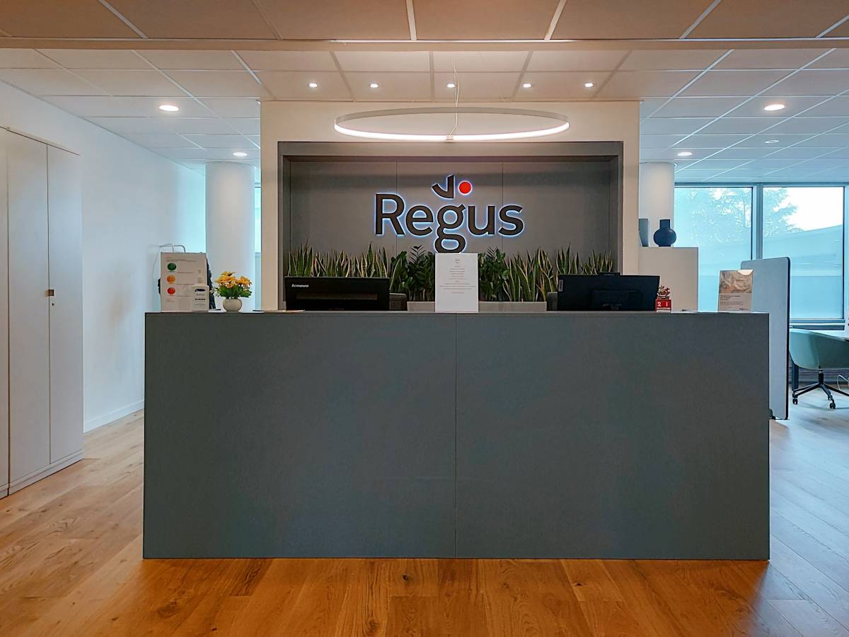 Regus - Romano Banco, Via Sebastiano Caboto 7 photo 1