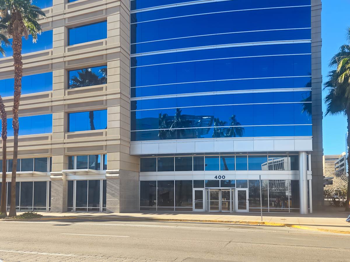 400 S 4th Street photo 1