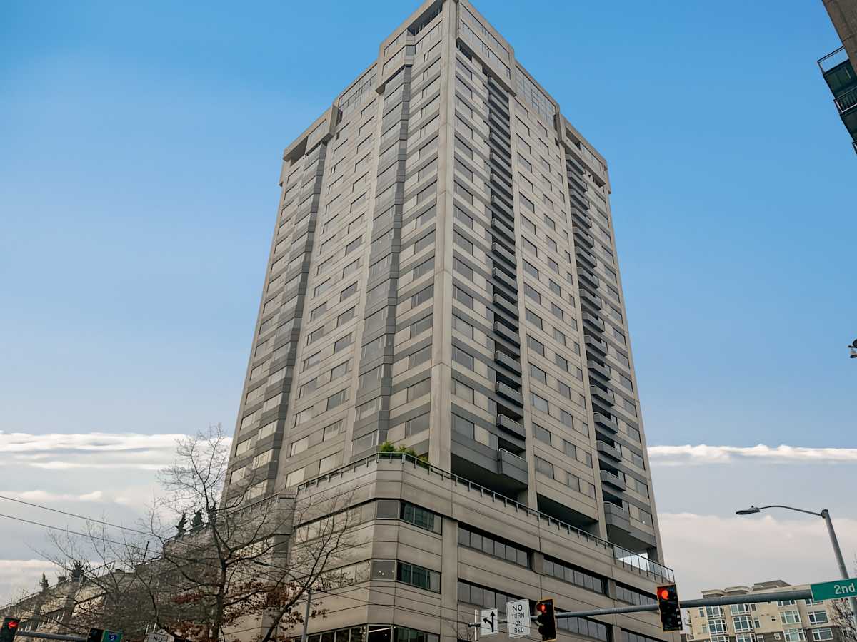 2815 2nd Ave photo 1