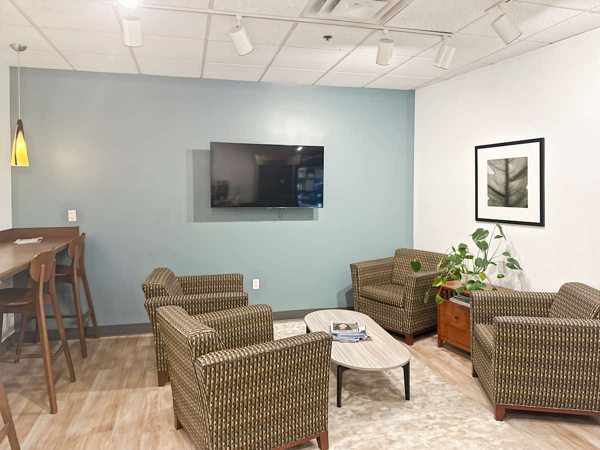 1661 International Drive photo 4
