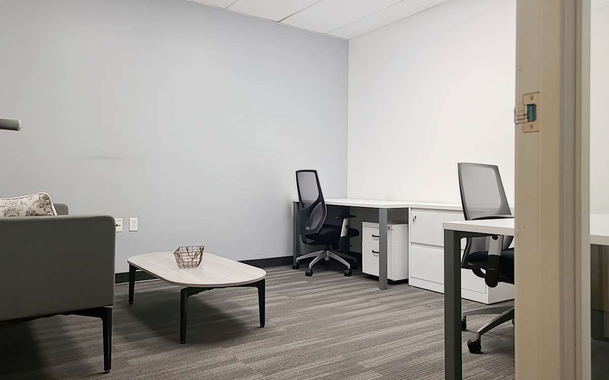 Regus - Carlsbad, Palomar Airport Road photo 10