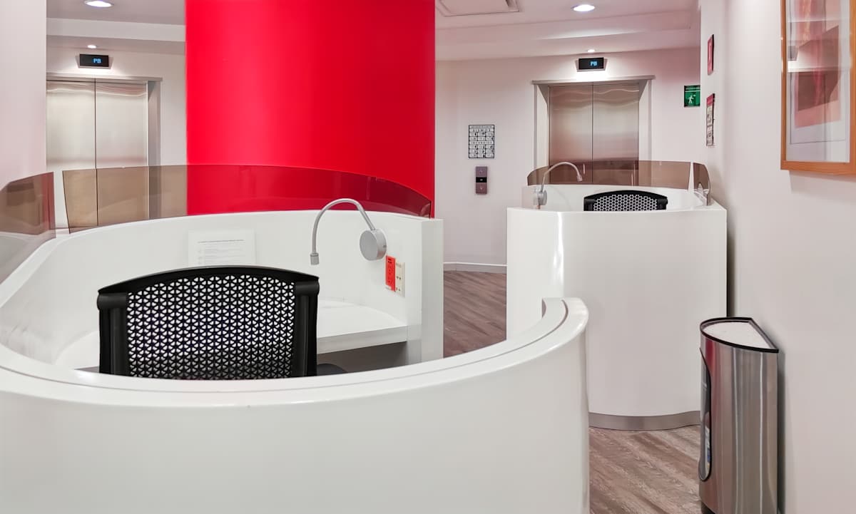 Regus - Mexico City, Parque Lincoln photo 8