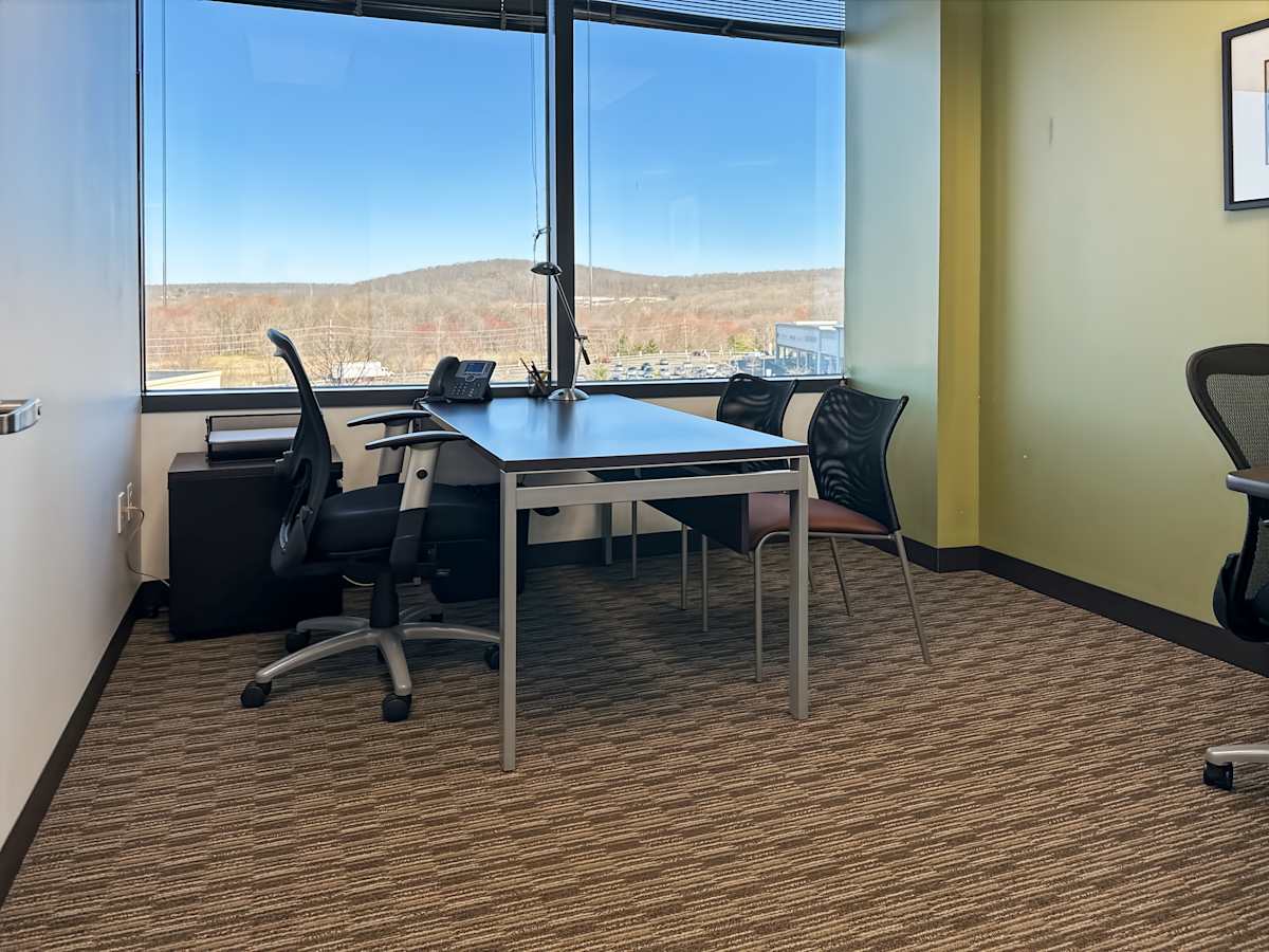 Regus - Rockaway Townsquare photo 7