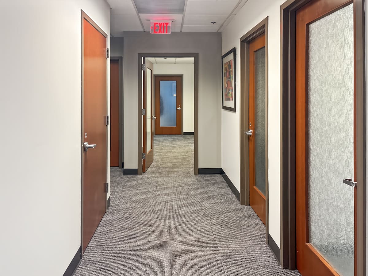 18 Campus Boulevard photo 5