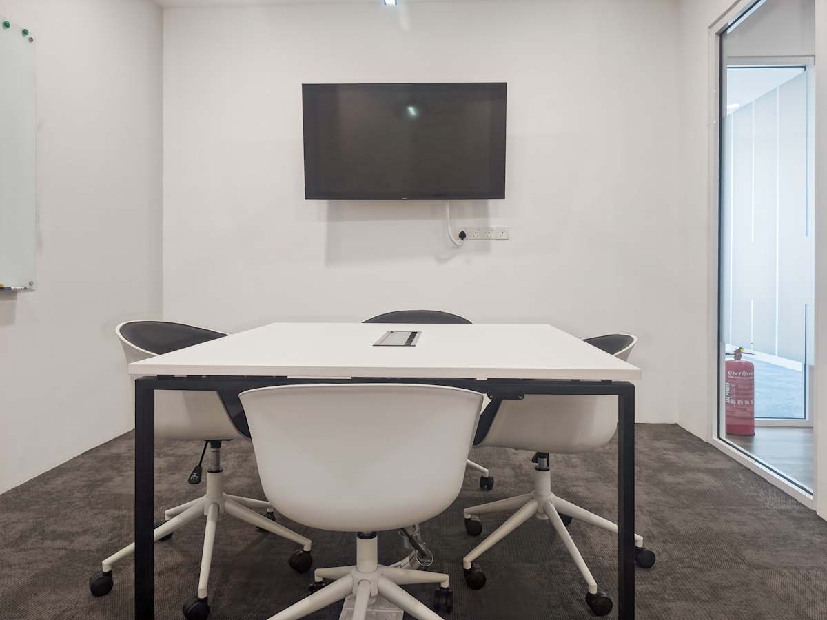Regus - The Podium photo 3