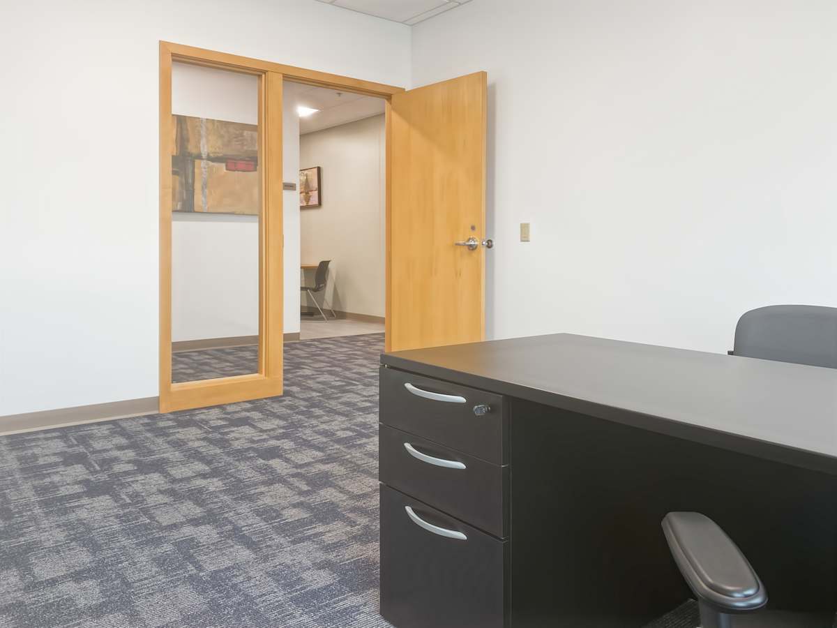 708 Heartland Trl photo 12