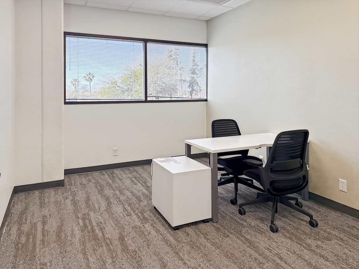 5055 E Broadway Blvd photo 10