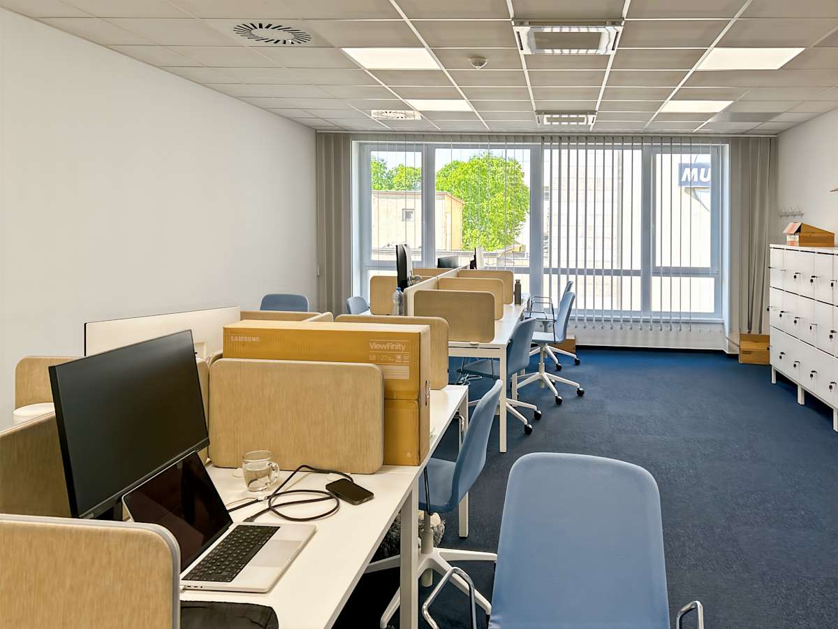F99 Office photo 8