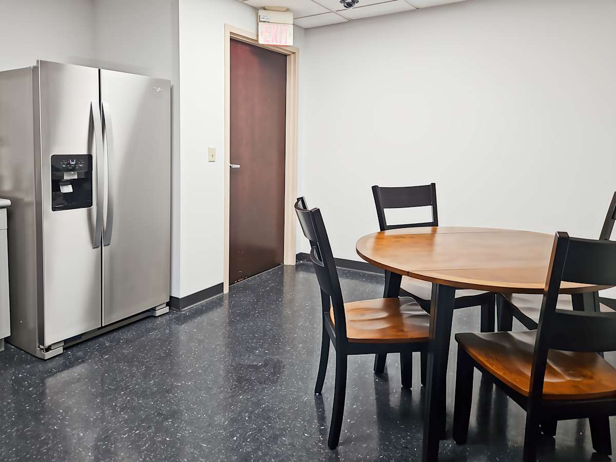 258 Corporate Dr photo 9