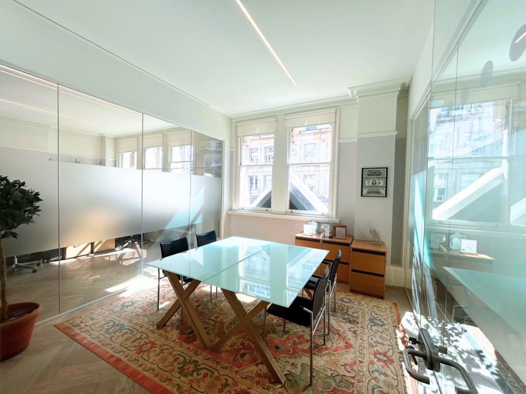 33 Eastcheap photo 1
