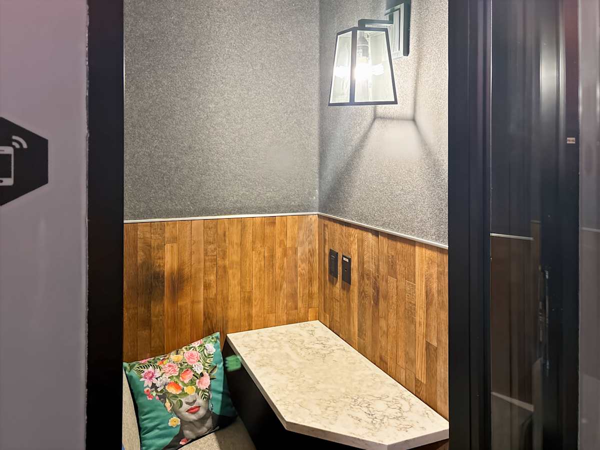 401 Park Avenue South photo 12