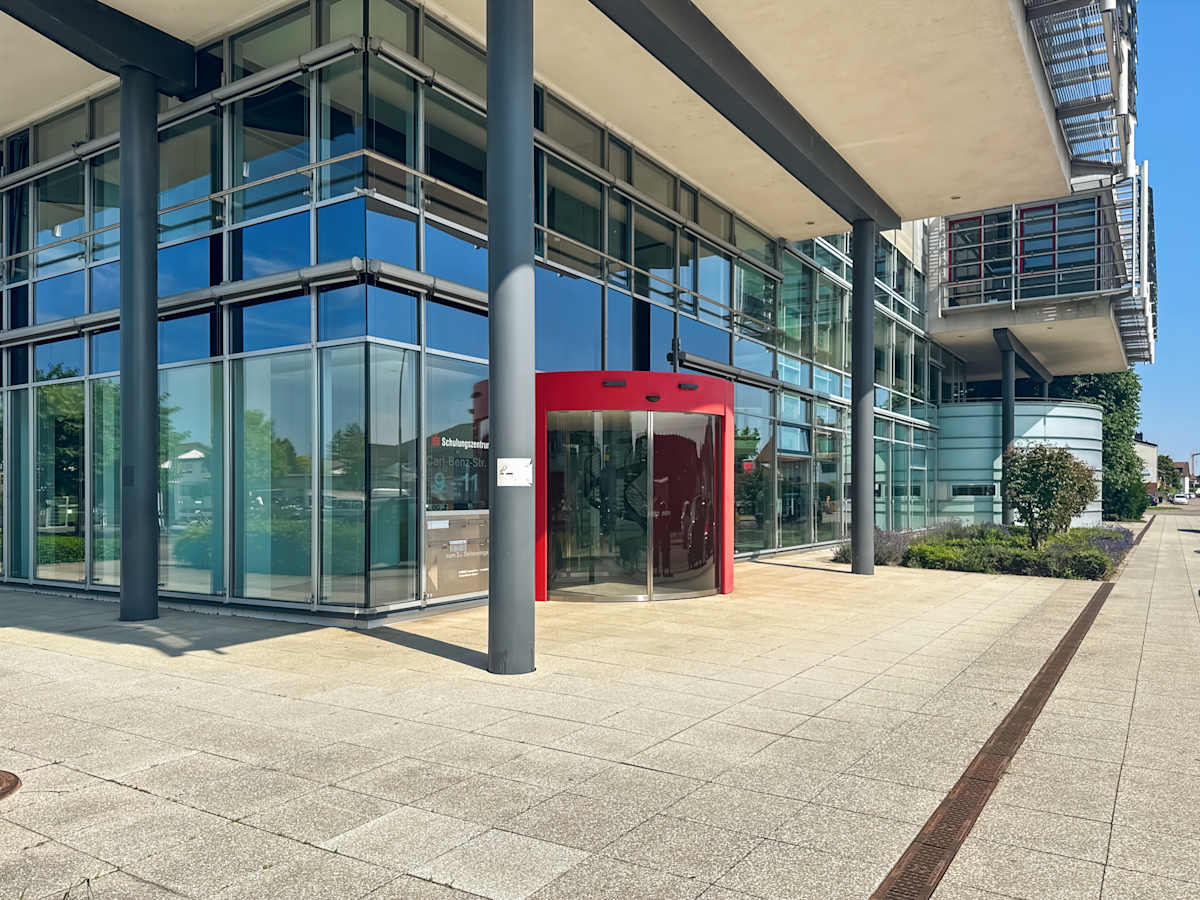 Regus - Schwetzingen, Carl-Benz-Strasse photo 2