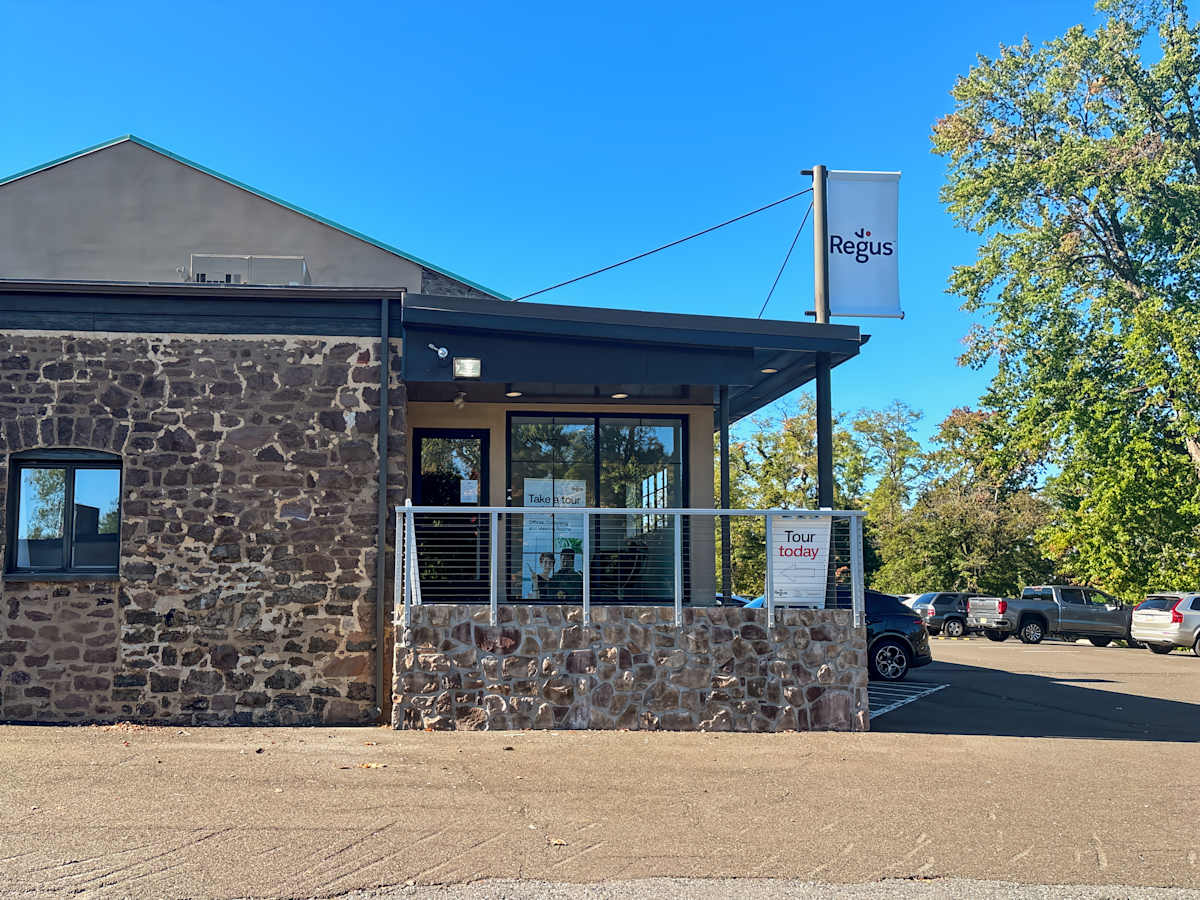 19 W College Avenue