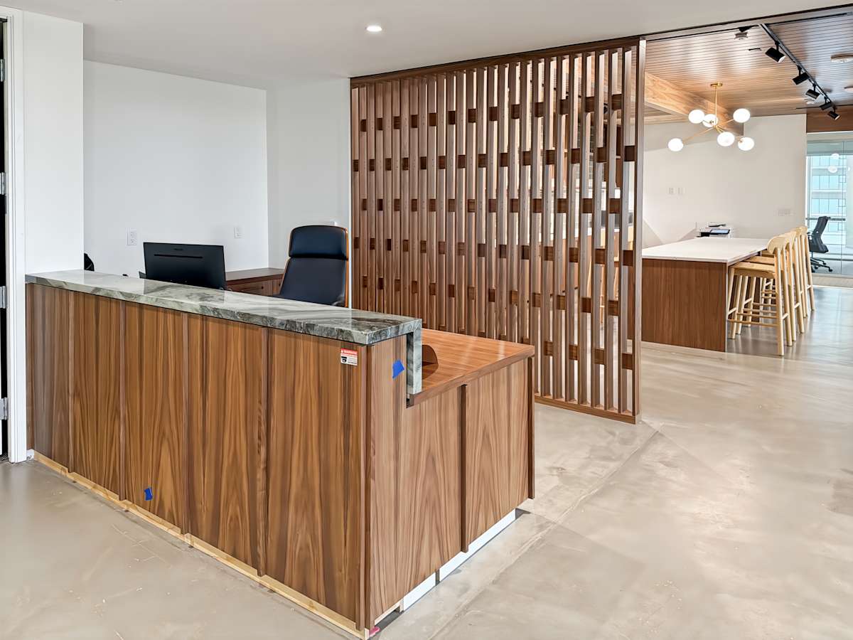 225 Broadway photo 2