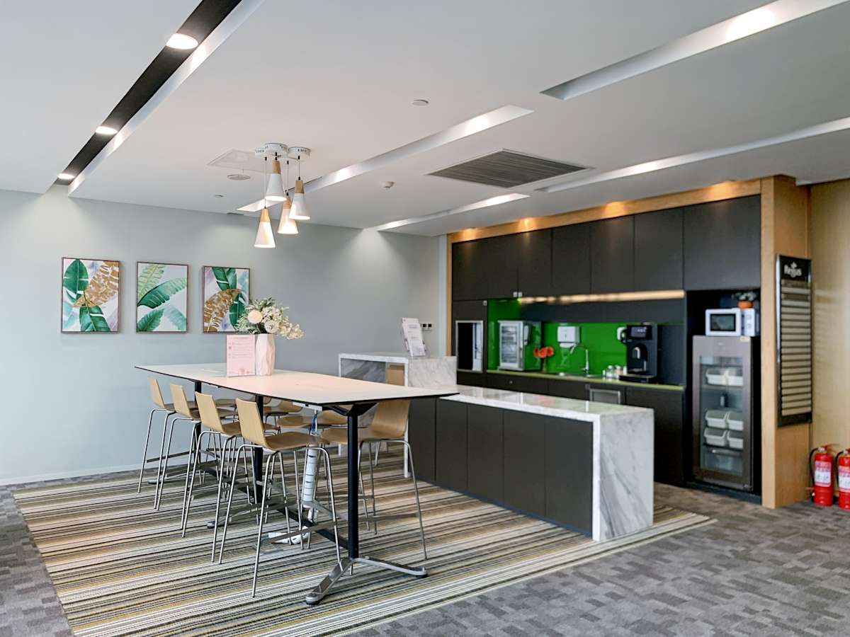 Regus - Luneng International Centre photo 4