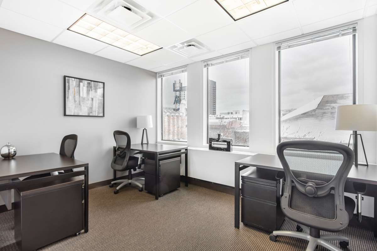 Oak Park Business Center photo 7