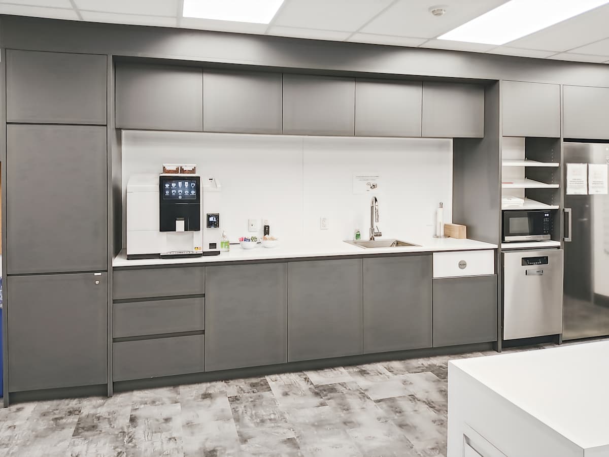 Regus - Sherbrooke, 455 King Street West photo 6