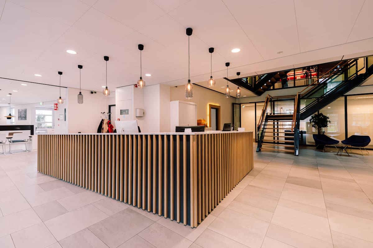 Zen Building photo 2