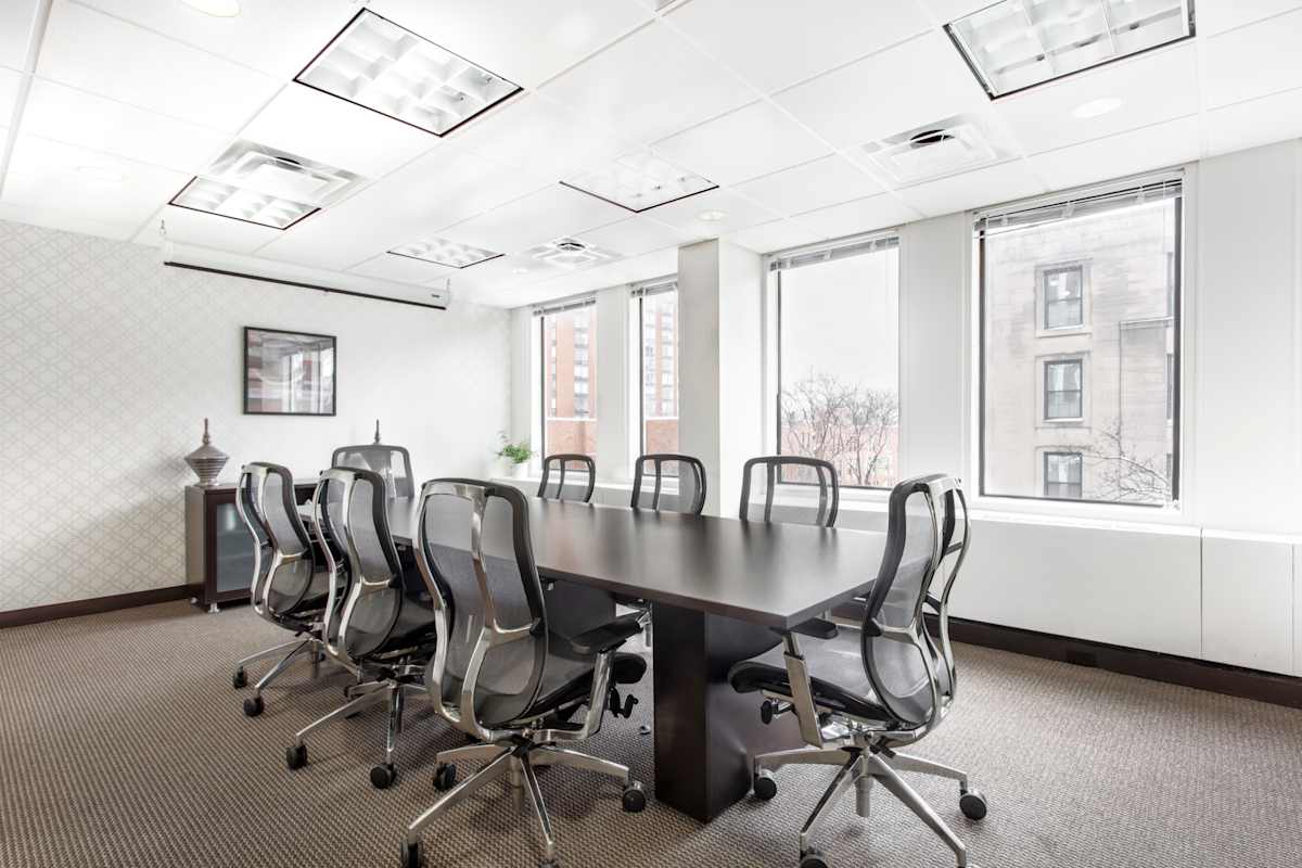 Oak Park Business Center photo 3