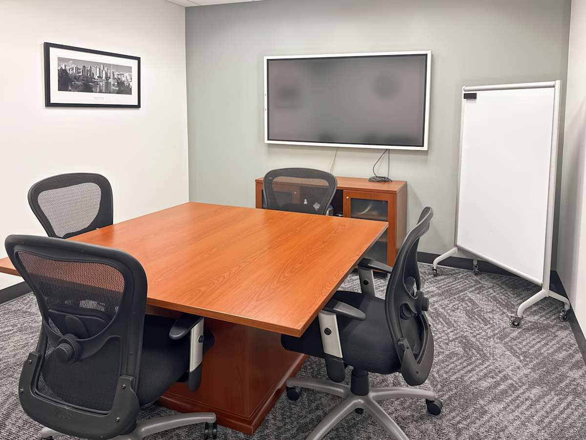 Regus - The Village at Meridian photo 11