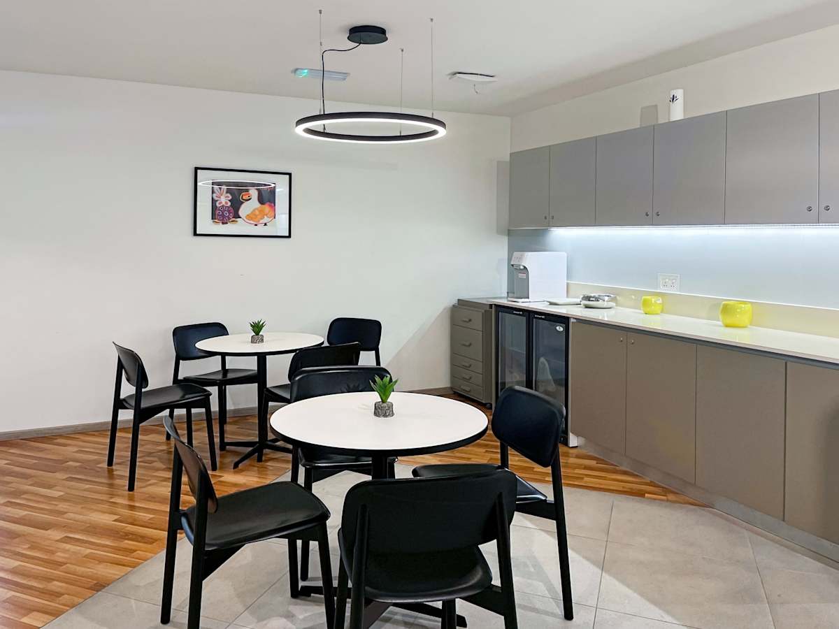 37 Sir William Newton Street photo 6