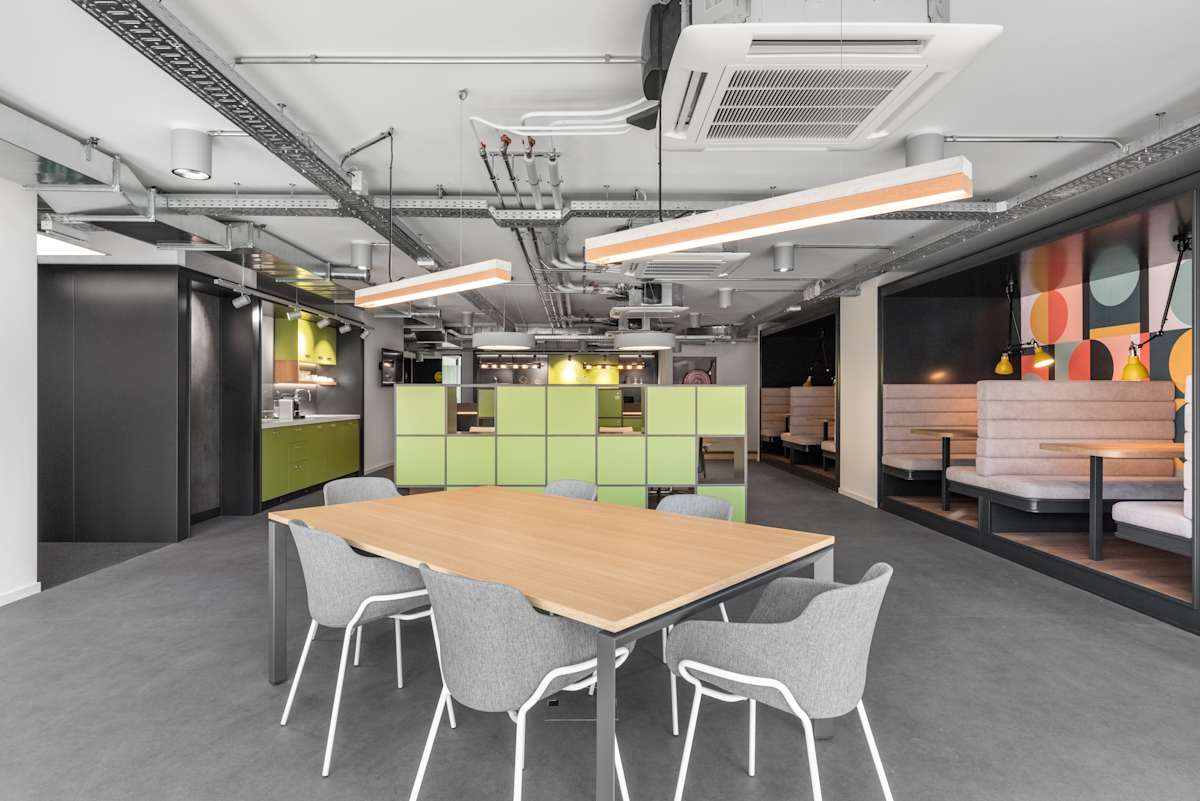 Regus - Lausanne, Bessieres photo 7
