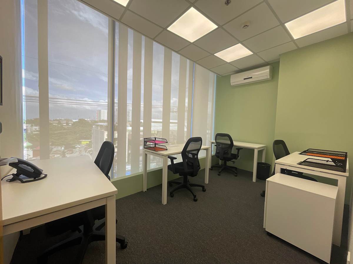 Regus - Colours Town Center photo 8