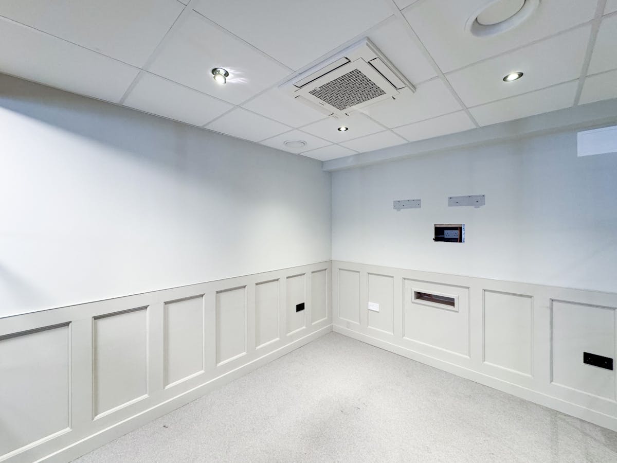 74 Margaret Street photo 3
