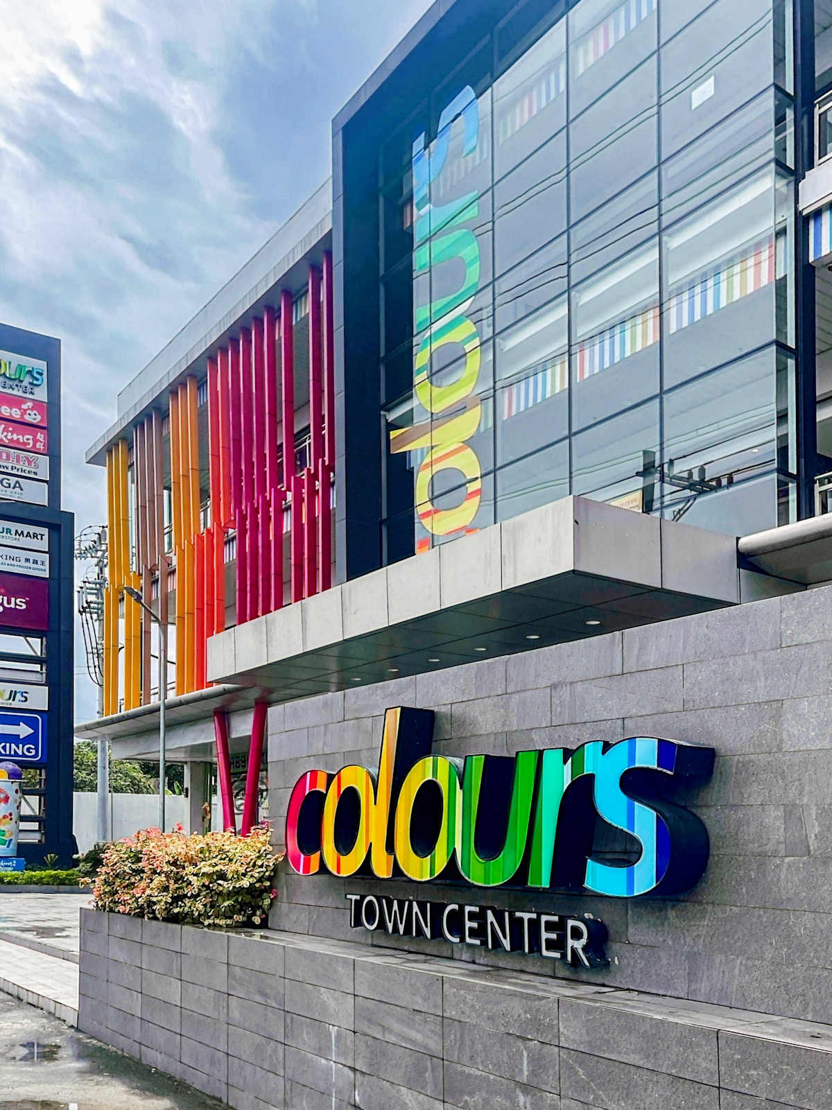 Regus - Colours Town Center photo 1