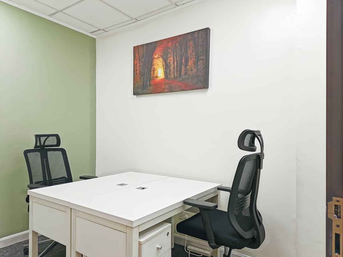 Mansard Place photo 5