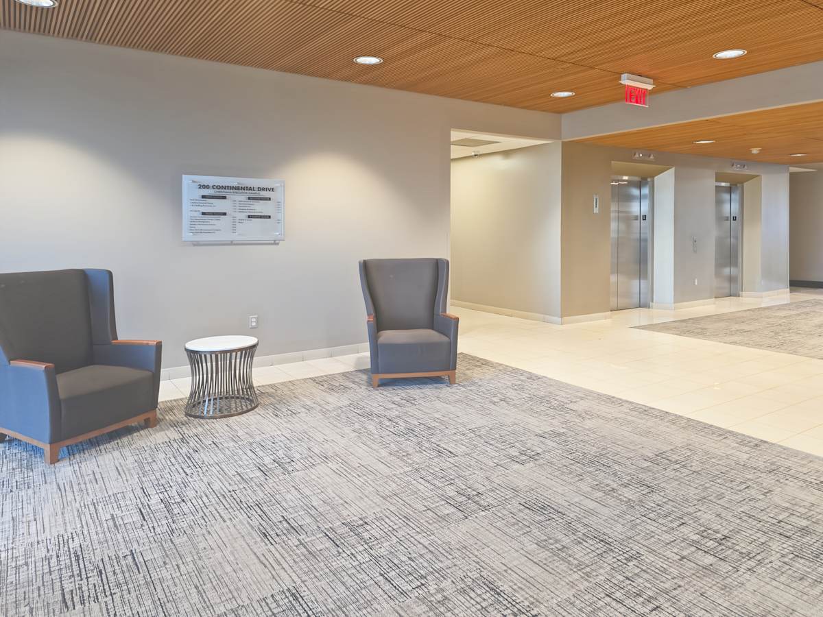 200 Continental Drive photo 12
